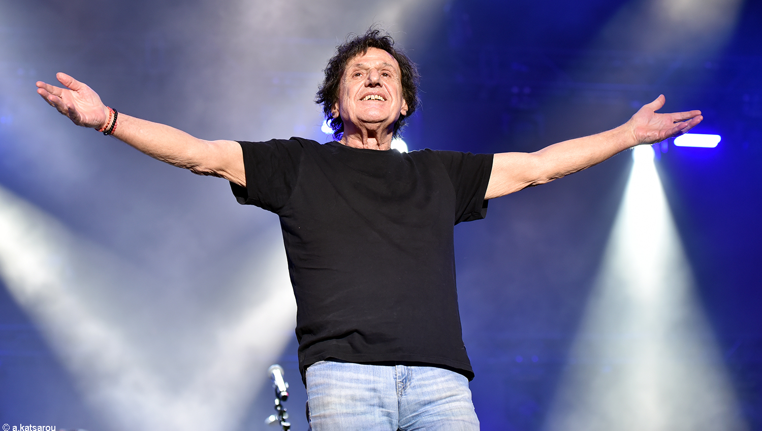 Πήγαμε, είδαμε τον Βασίλη Παπακωνσταντίνου στο Release Festival