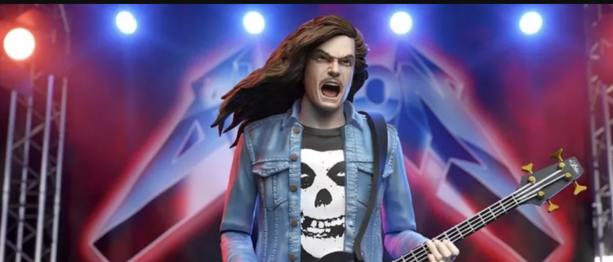 Νέα κούκλα του θρυλικού μπασίστα των Metallica, Cliff Burton