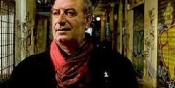 Ο ΘΩΜΑΣ ΚΟΡΟΒΙΝΗΣ ΣΤΗΝ ΑΠΟΣΤΡΟΦΟ