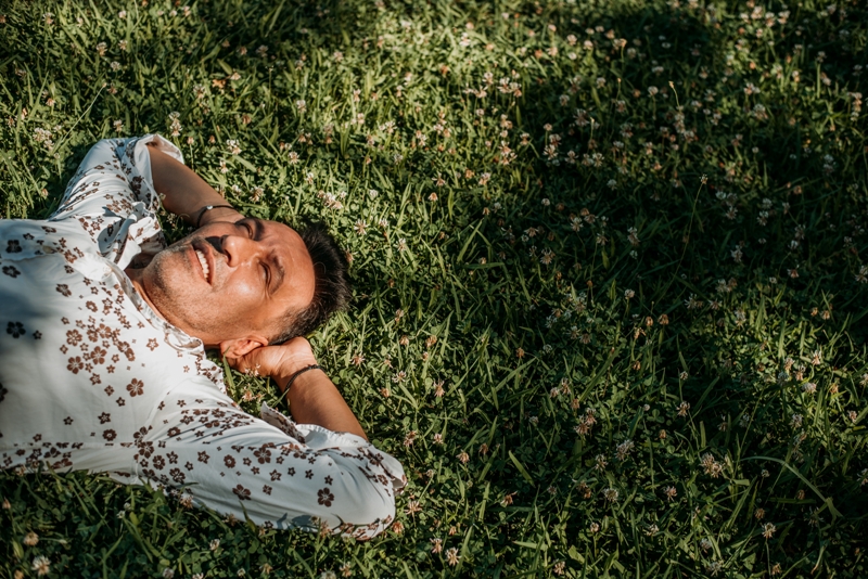 Δ. Αϊβαλιώτης: «Η μουσική είναι το καταφύγιο μου στις δαιδαλώδεις, δυσανάγνωστες ημέρες»