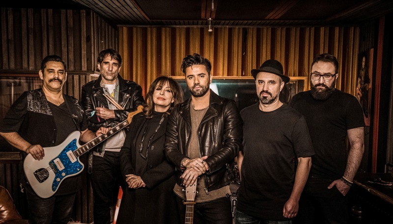 Η Χάρις Αλεξίου συνεργάζεται με τους ONIRAMA