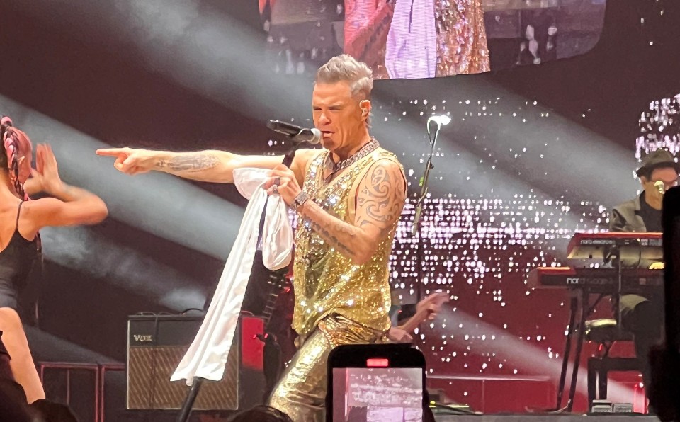 Είδαμε τον Robbie Williams live στο Άμστερνταμ