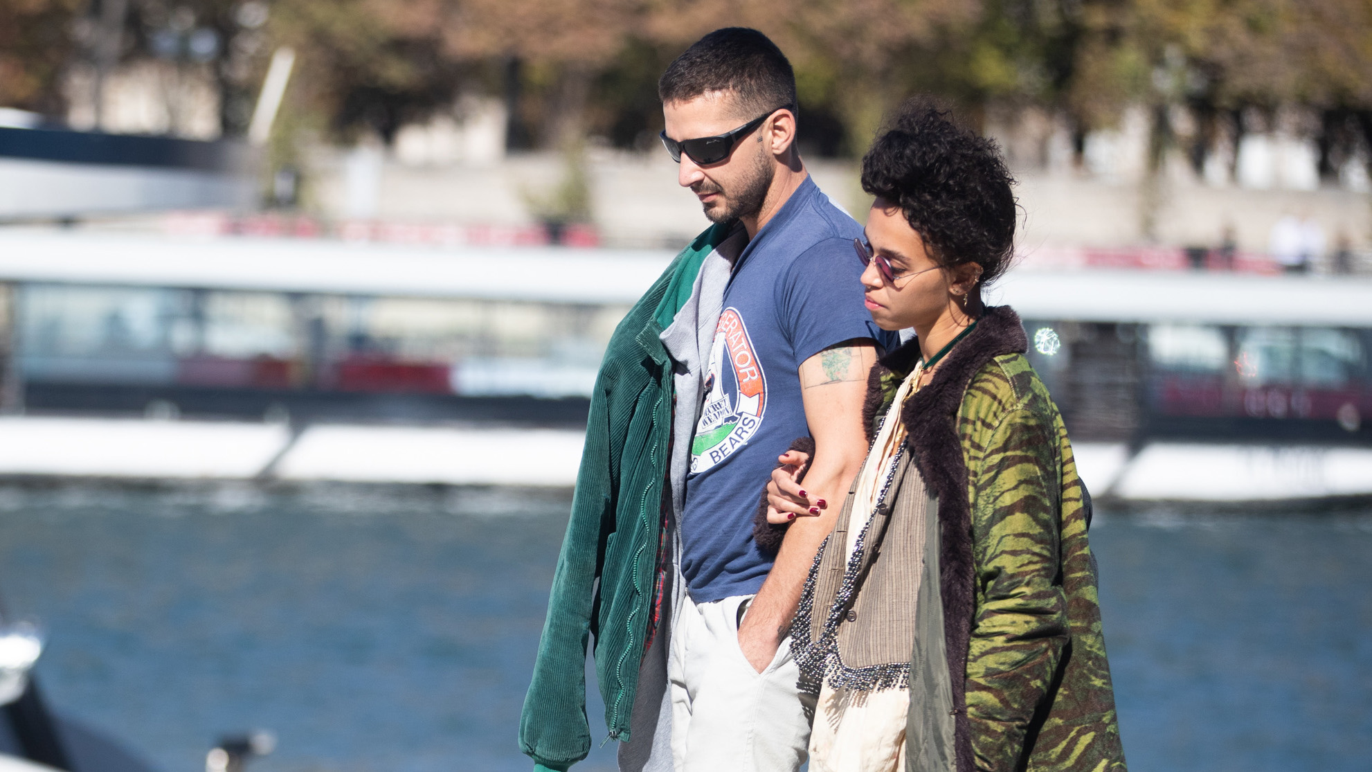 Η FKA twigs μηνύει τον πρώην σύντροφό της Shia LaBeouf για κακοποίηση