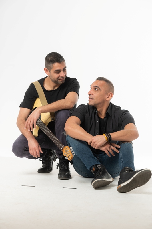 Τα Κίτρινα Ποδήλατα στο club του Σταυρού του Νότου