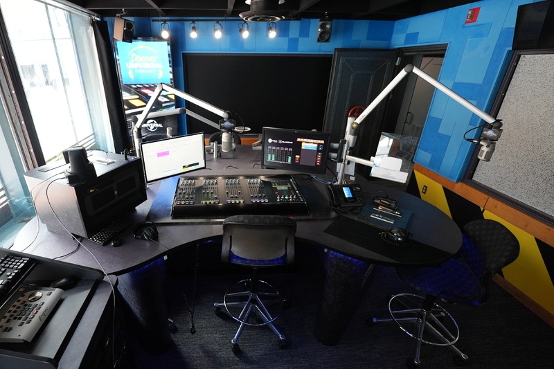 Οι μετοχικές συνθέσεις των ραδιοφωνικών σταθμών της Αθήνας