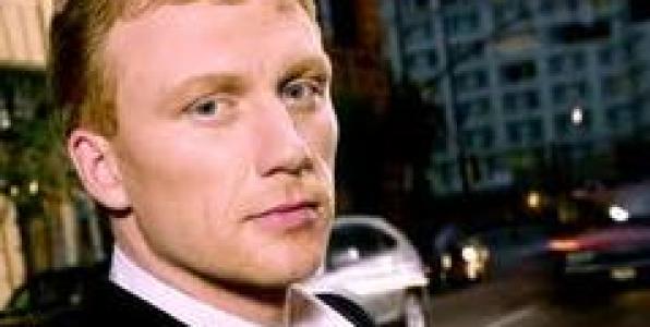 Ο DR.OWEN HUNT TOY GREY'S ΤΡΑΓΟΥΔΑ ΠΑΡΑΔΟΣΙΑΚΑ