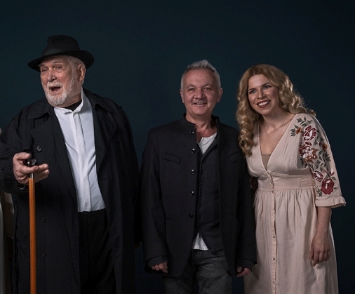 «Πως να σωπάσω» στο θέατρο Τζένη Καρέζη