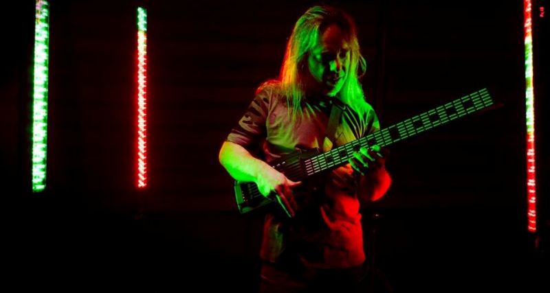 Όταν η Jazz αρμονία συναντά την ενέργεια της ροκ