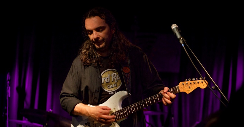 Νέος δίσκος από τον Χρήστο Ταμπουρατζή