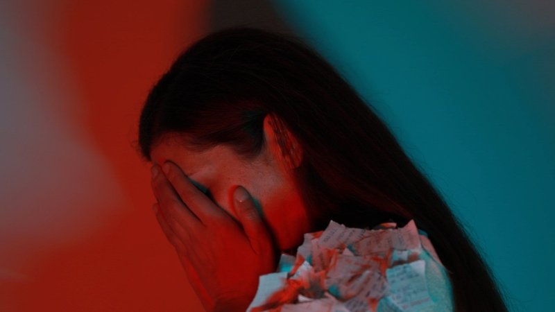 «Μια Ψυχή Για Κάθε Άστρο»: Νέο Music Video από την Κατερίνα Κυρμιζή