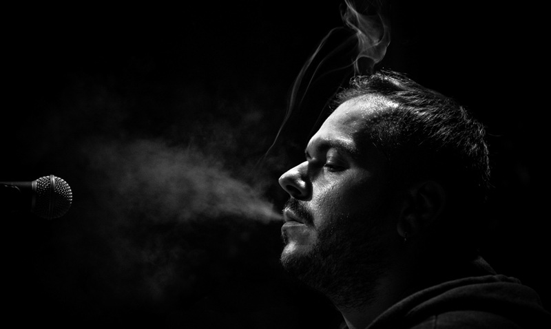 Ο Αργύρης Λούλατζης στο «Θέατρο Κάτω από τη Γέφυρα»