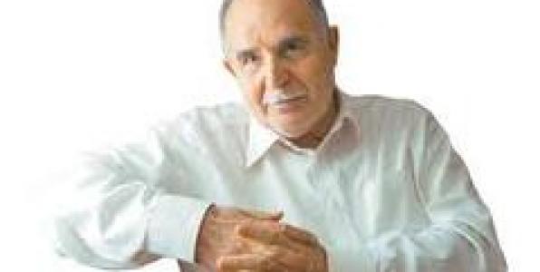 Ο ΝΤΙΝΟΣ ΧΡΙΣΤΙΑΝΝΟΠΟΥΛΟΣ ΜΙΛΑΕΙ ΓΙΑ ΤΗ ΒΡΑΒΕΥΣΗ ΤΟΥ ΣΤΟΝ ΑΘΗΝΑ 9,84