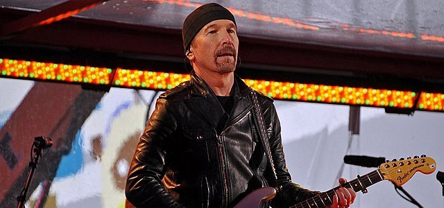 The Edge: «Φυσικά και ο Bono γίνεται υπερβολικός μερικές φορές!»