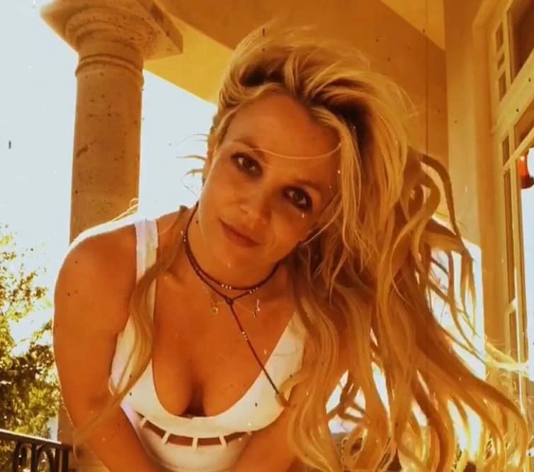 Η Britney Spears στο επίκεντρο