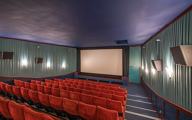 Σαββατόβραδο στα ραδιόφωνα της ΕΡΤ με μουσικές και σινεμά