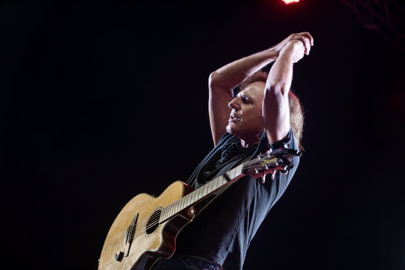 Συναυλία - γιορτή του Βασίλη Παπακωνσταντίνου στο Καλλιμάρμαρο