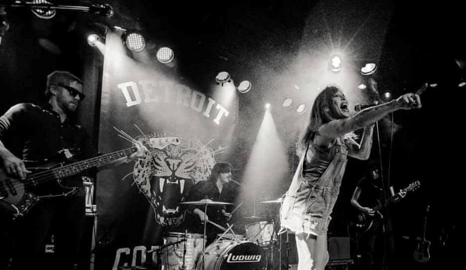 Πέθανε η τραγουδίστρια των Detroit Cobras