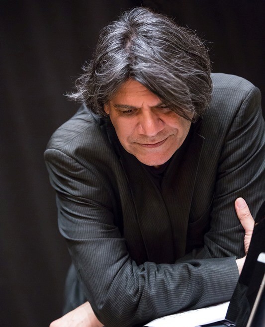 Ο Νίκος Ξυδάκης στο Half Note