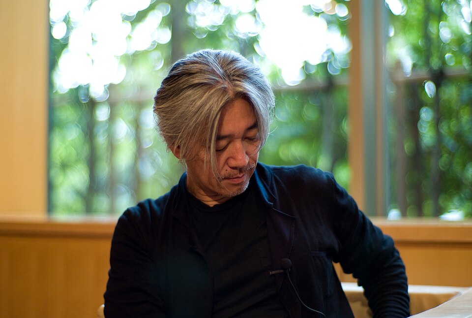 Κάθε βράδυ στον 95.8 FM, της ΕΡΤ3, με Ryuichi Sakamoto