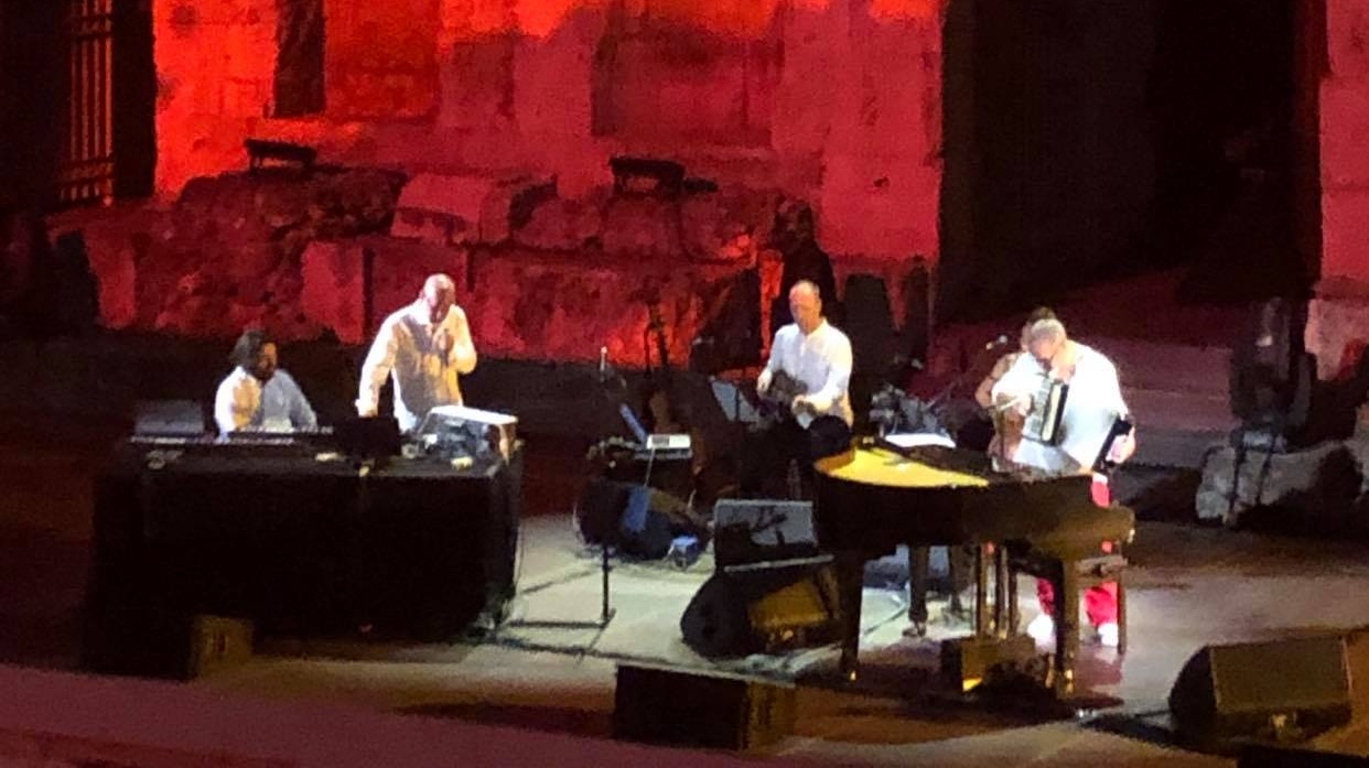 Πήγαμε / είδαμε: Brian και Roger Eno στο Ηρώδειο