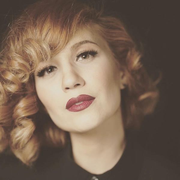 Η Πέννυ Μπαλτατζή στο Πειραιώς 131