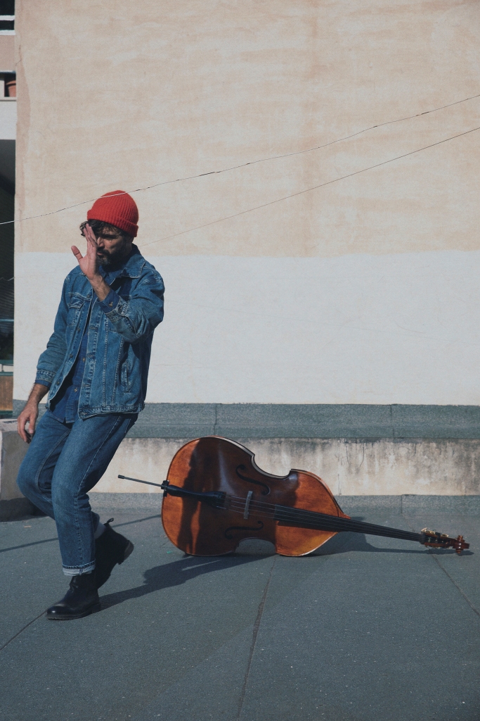 Ο Πέτρος Κλαμπάνης στον Κήπο του Μεγάρου Μουσικής