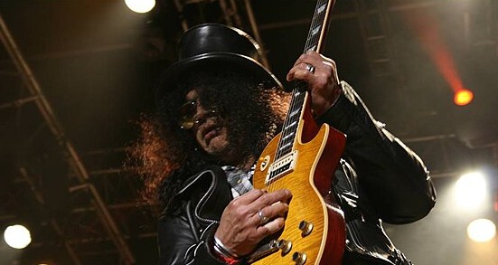 Νέο LP διασκευών από τον Slash, το «Orgy Of The Damned»