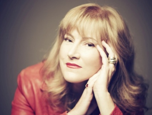 Η Έλλη Πασπαλά στο Πειραιώς 131. Οι νικητές του διαγωνισμού