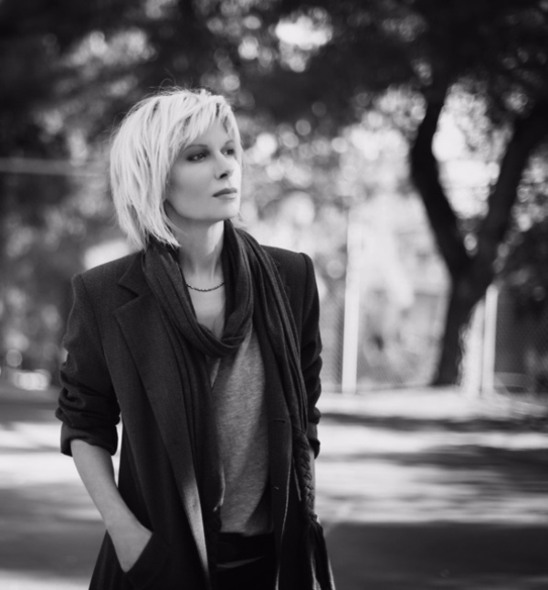 Η Κατερίνα Ντίνου στη μουσική σκηνή Σφίγγα