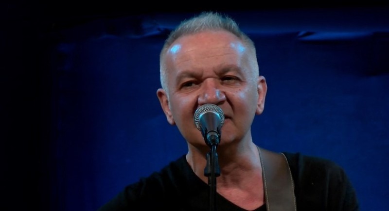 Είδα τον Χρήστο Θηβαίο σε live streaming από το Σταυρό του Νότου