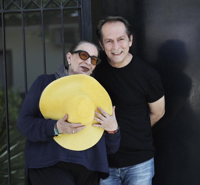 Η Λίνα Νικολακοπούλου και ο Παρασκευάς Καρασούλος, μας καλούν ξανά στο Gazarte 