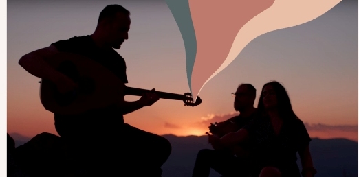 Διαδικτυακό mini φεστιβάλ σε μυστικό τόπο