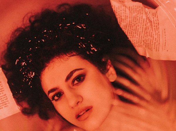 «Μυθιστόρημα»: Νέο τραγούδι από τη Μυρτώ Βασιλείου