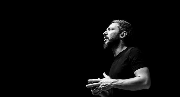 Ο Αλκίνοος Ιωαννίδης στο Βεάκειο