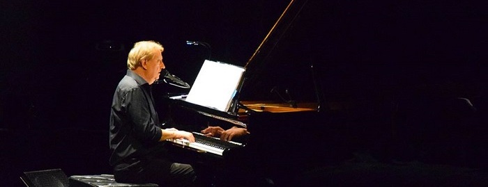 Ο Wim Mertens για μία συναυλία στην Αθήνα