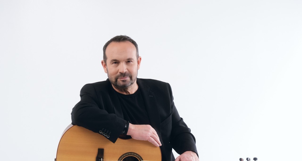 Κώστας Μακεδόνας, «το τραγούδι, για μένα, είναι λύτρωση»