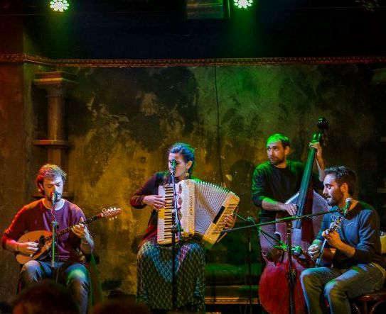 Οι Rebetien στον Αστερίσκο