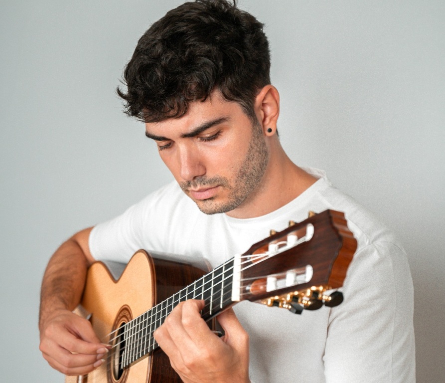 Ο Δημήτρης Σουκαράς στο Μέγαρο Μουσικής