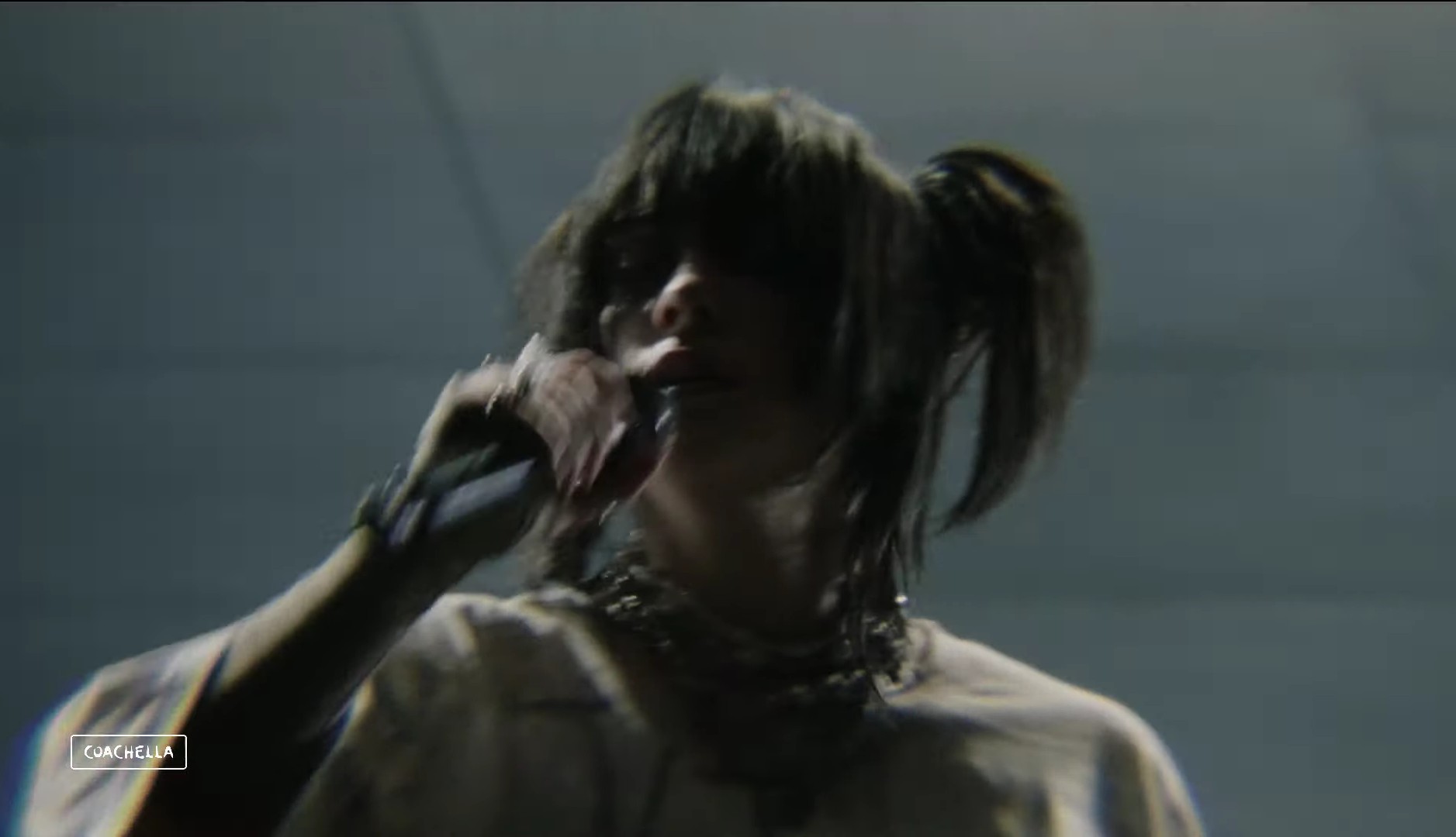 Παραμιλούν όλοι με την εμφάνιση της Billie Eilish στο Coachella