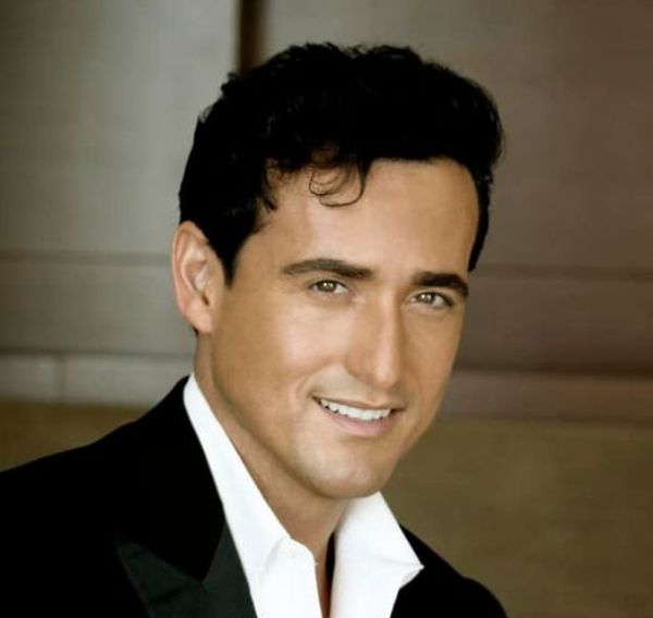 Carlos Marín: Νεκρός από κορωνοϊό ο σταρ των Il Divo