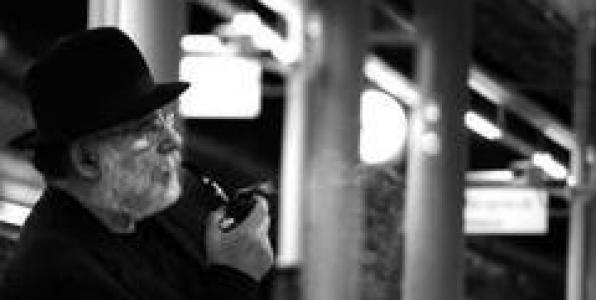 ΤΟ ΠΟΛΙΤΙΚΟ ΤΡΑΓΟΥΔΙ ΚΑΙ Ο 105,5 ΣΤΟ ΚΟΚΚΙΝΟ