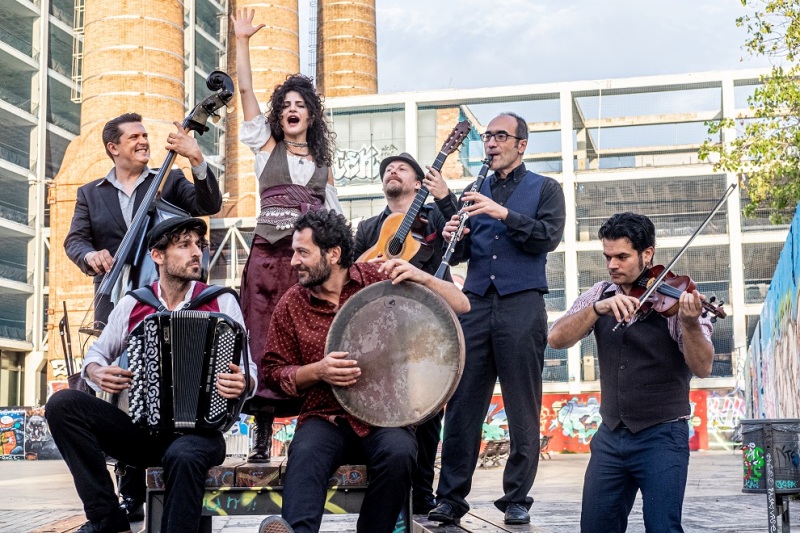 Η Barcelona Gipsy BalKan Orchestra στο Faliro Summer Theater