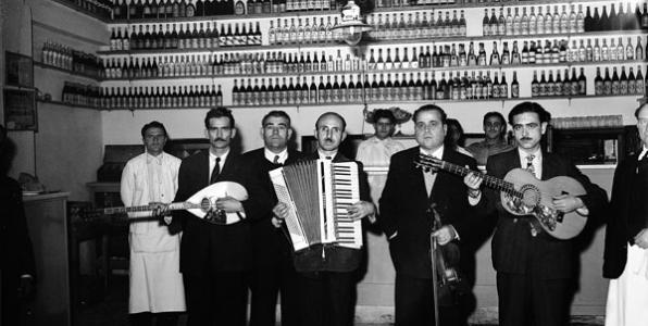 Παρέα 104, εγκαταλελειμμένος στην τύχη του