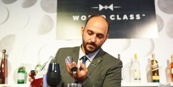 Αρωμα Χριστουγέννων από την Diageo Hellas και τον Ελληνα World Class bartender Μανώλη Λυκιαρδόπουλο