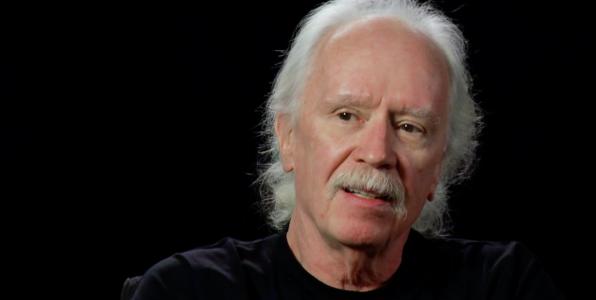 Ξέρετε που έδωσε συνέντευξη ο John Carpenter; Στη Ρούλα Κορομηλά!