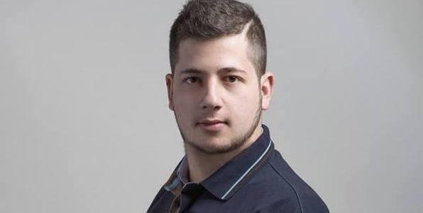 Διευθυντής ραδιοφώνου ετών... 19!