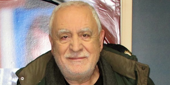 O Γιάννης Πετρίδης παρουσιάζει την αυτοβιογραφία του στην τηλεόραση