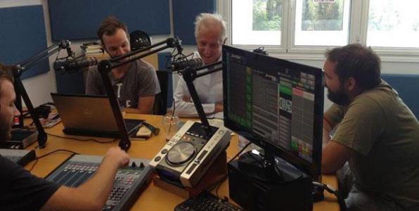 Τα θεματικά web radios του «Εν Λευκώ 87.7»